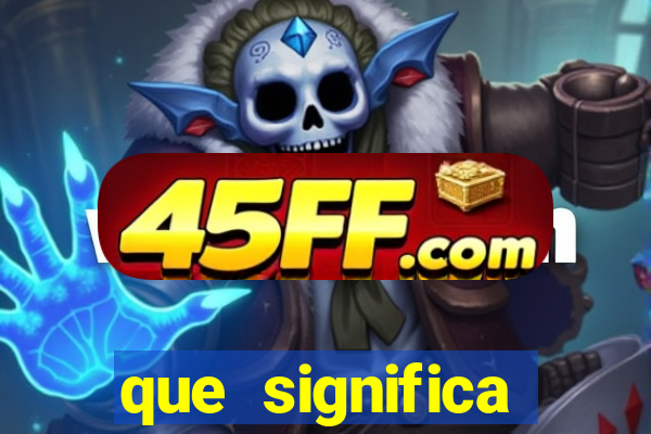 que significa sonhar tomando cerveja